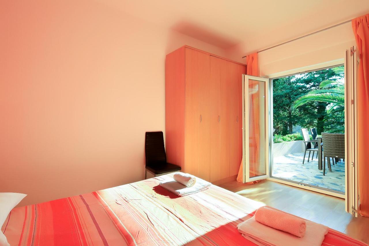 Apartments Lola نوفاليا المظهر الخارجي الصورة