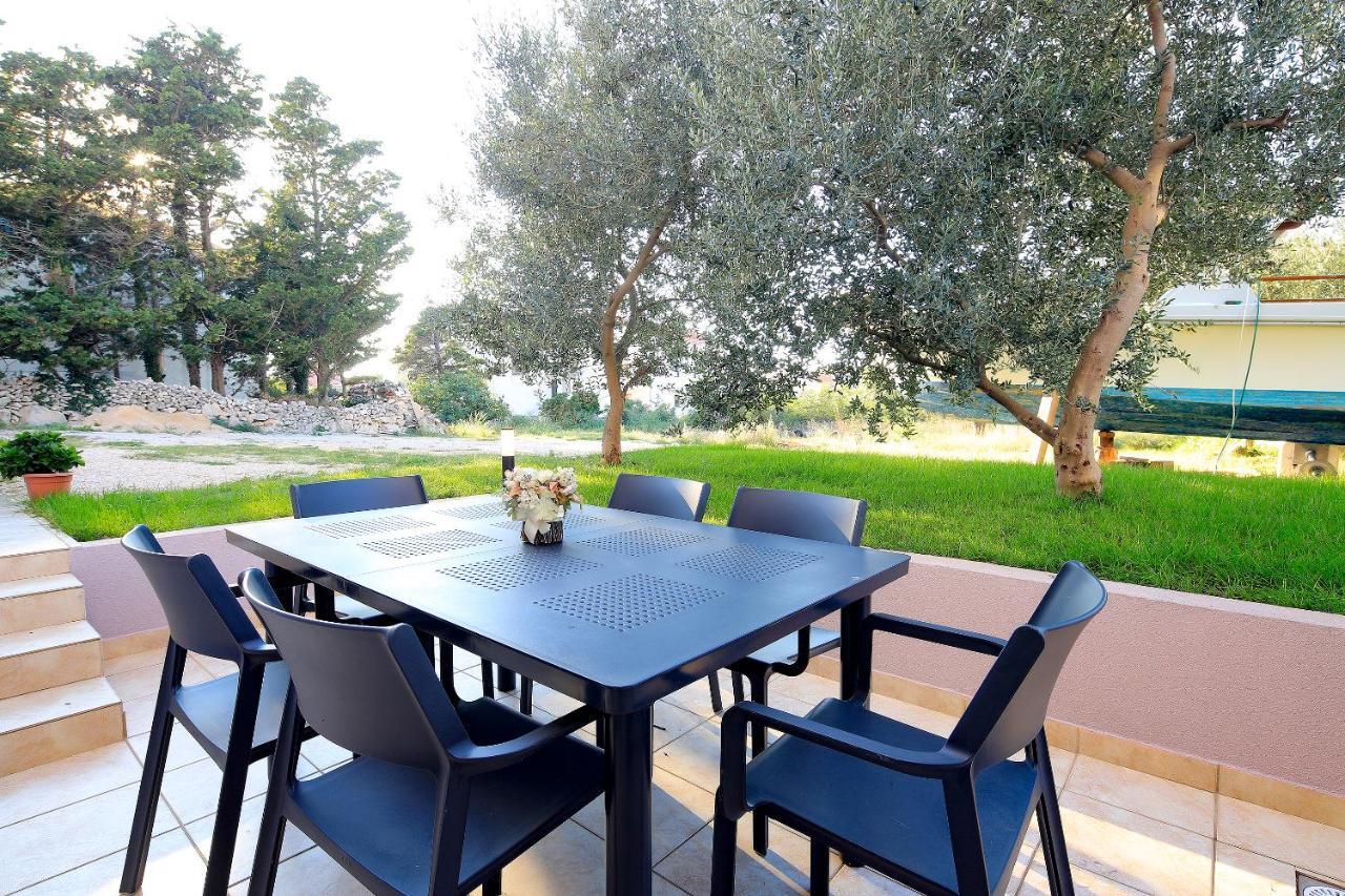 Apartments Lola نوفاليا المظهر الخارجي الصورة
