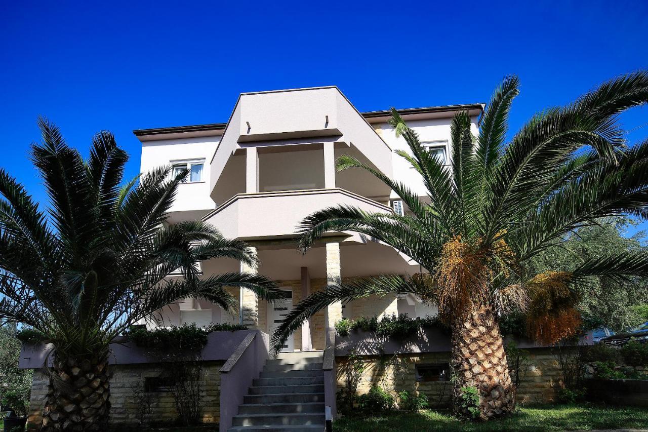 Apartments Lola نوفاليا المظهر الخارجي الصورة
